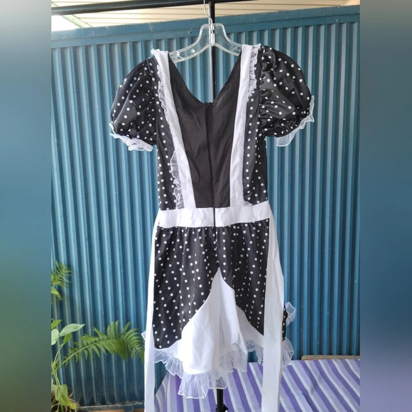 Spirit Frisky French Maid Black and White Halloween Sexy Costume  Size s/m 4-8 - Picture 5 of 14